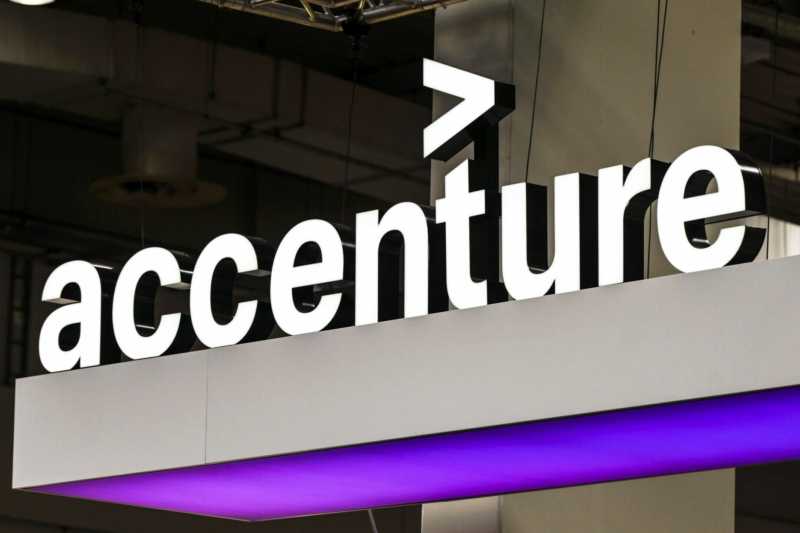 Accenture Custom Software Engineer 2026 | PAD Associate | Bengaluru — Apply Now